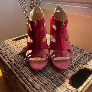 Bionda Castana red heels
